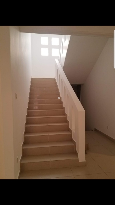 property 127 image 6