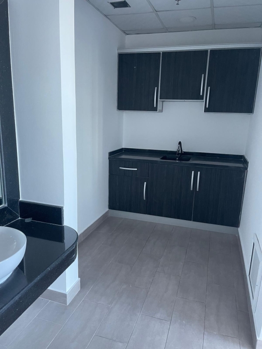 property 175 image 5