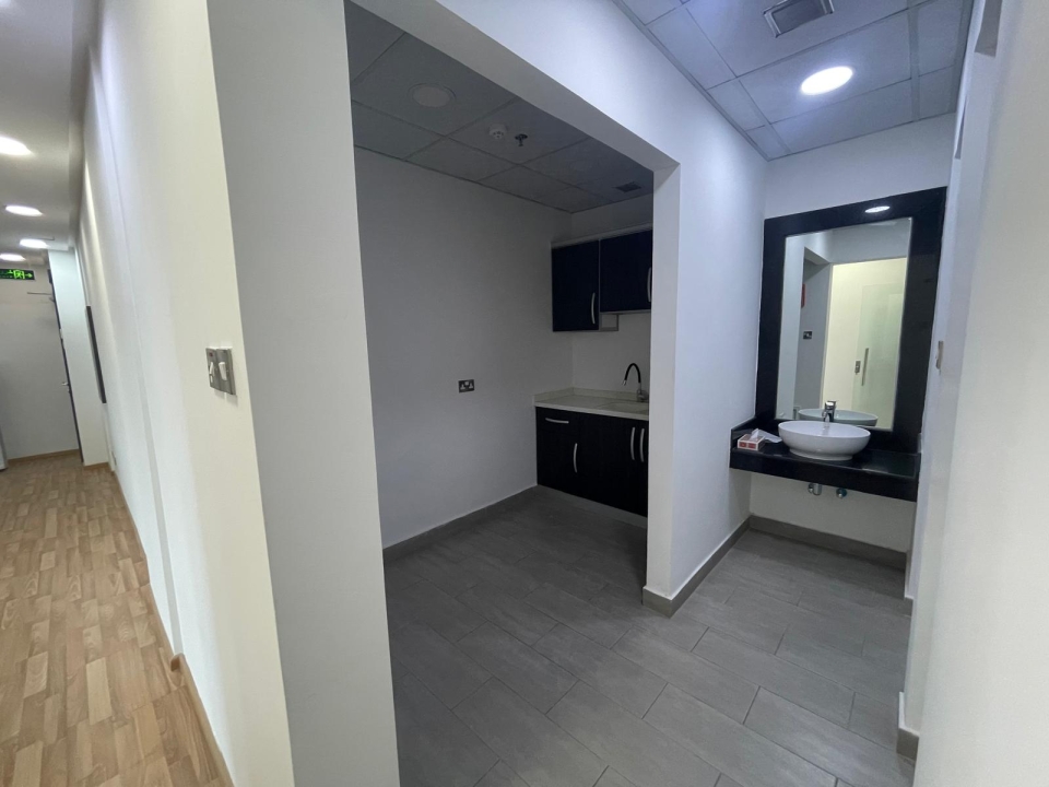 property 176 image 6