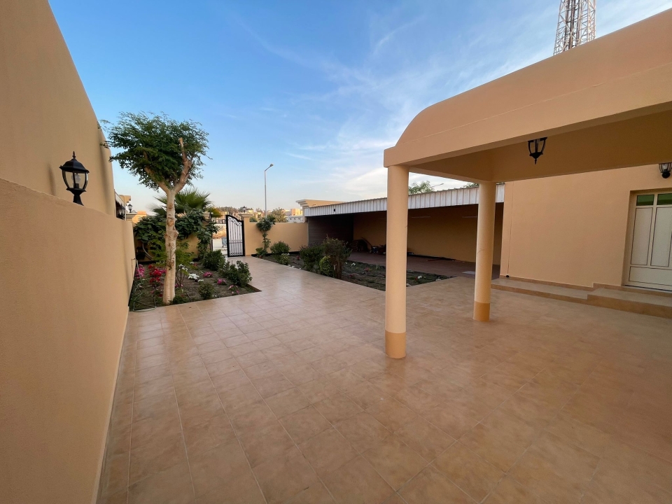 property 178 image 6