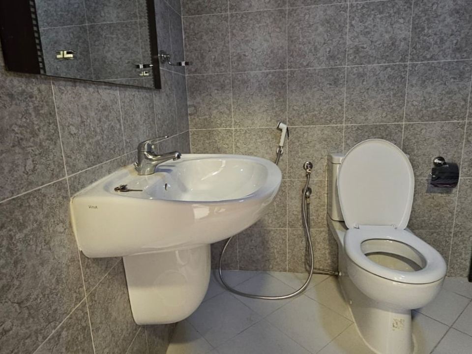 property 195 image 7