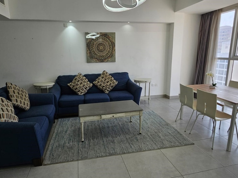 property 200 image 0