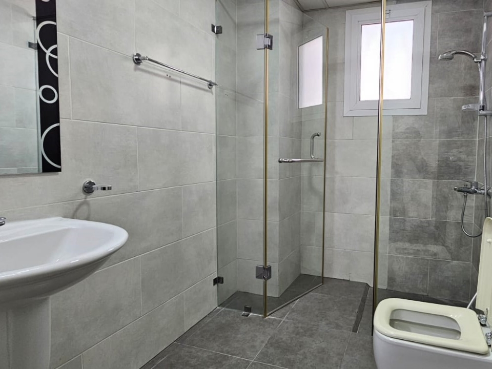 property 201 image 2