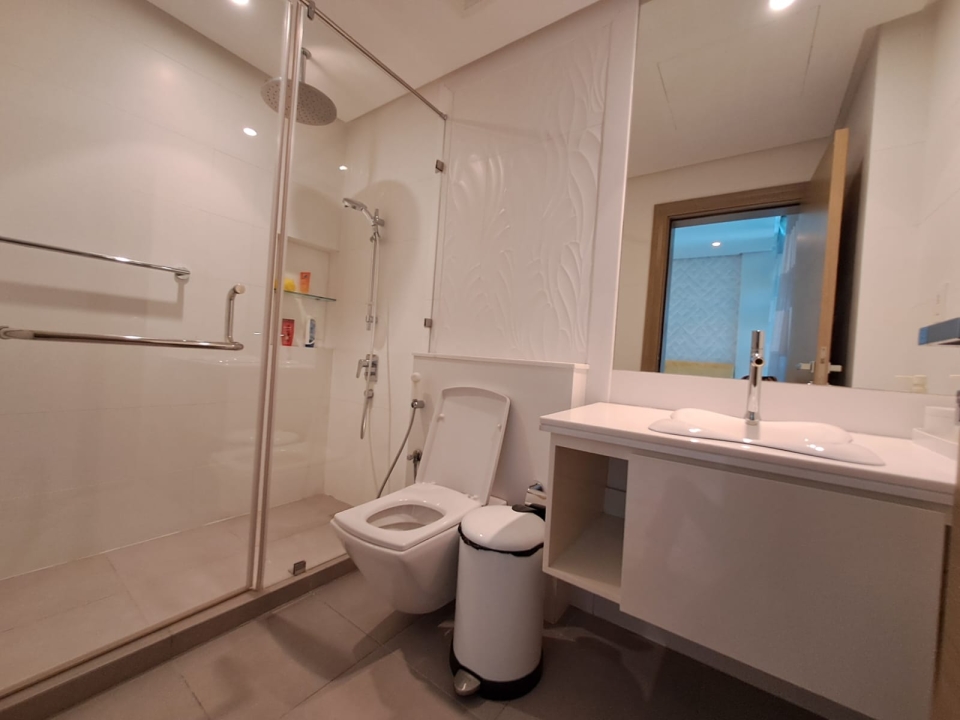 property 204 image 11