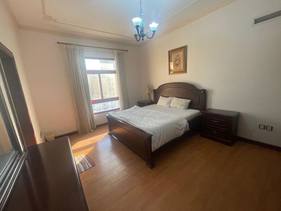 property 211 image 4