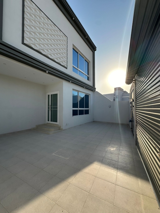 property 213 image 2