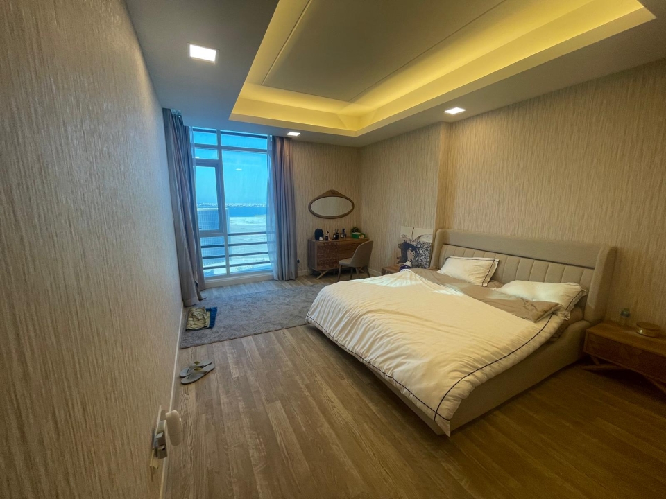 property 216 image 3