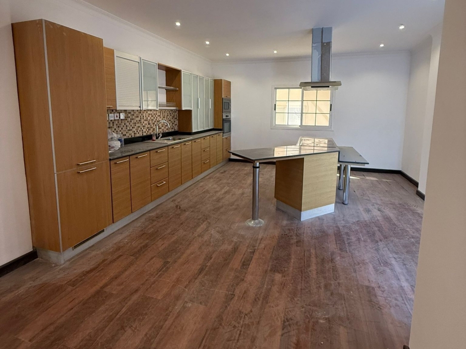 property 228 image 5