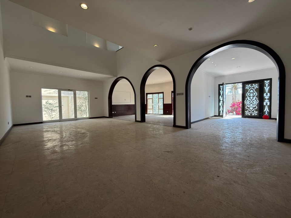 property 228 image 3