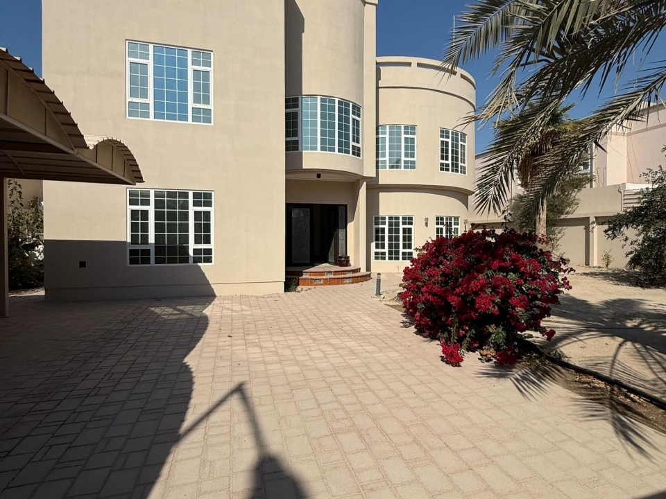 property 228 image 1