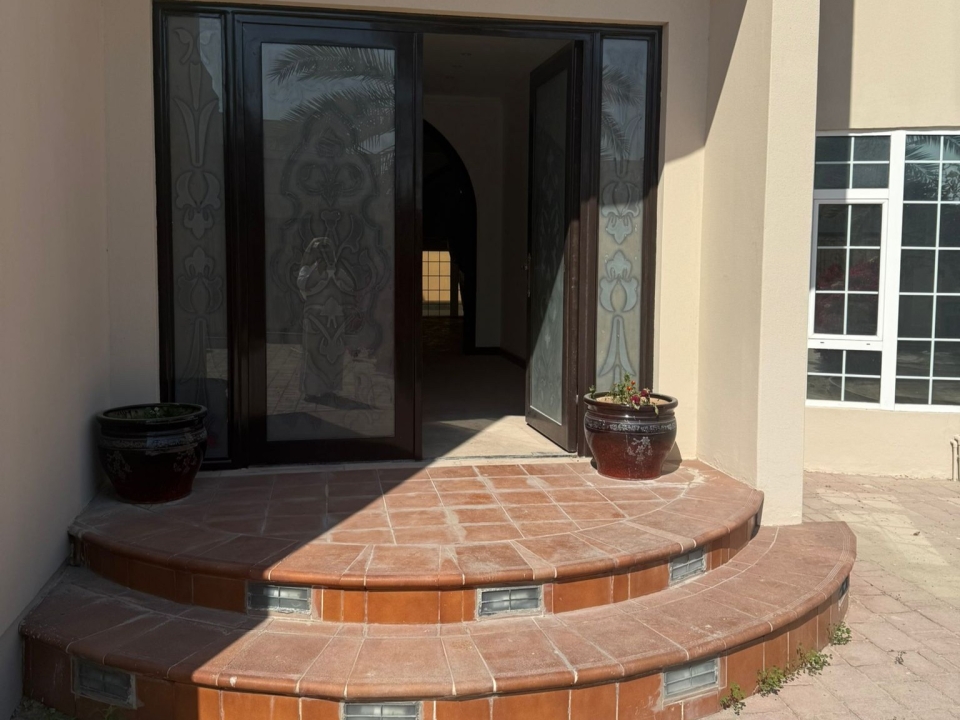 property 228 image 6