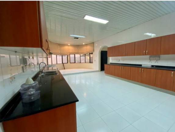property 241 image 4