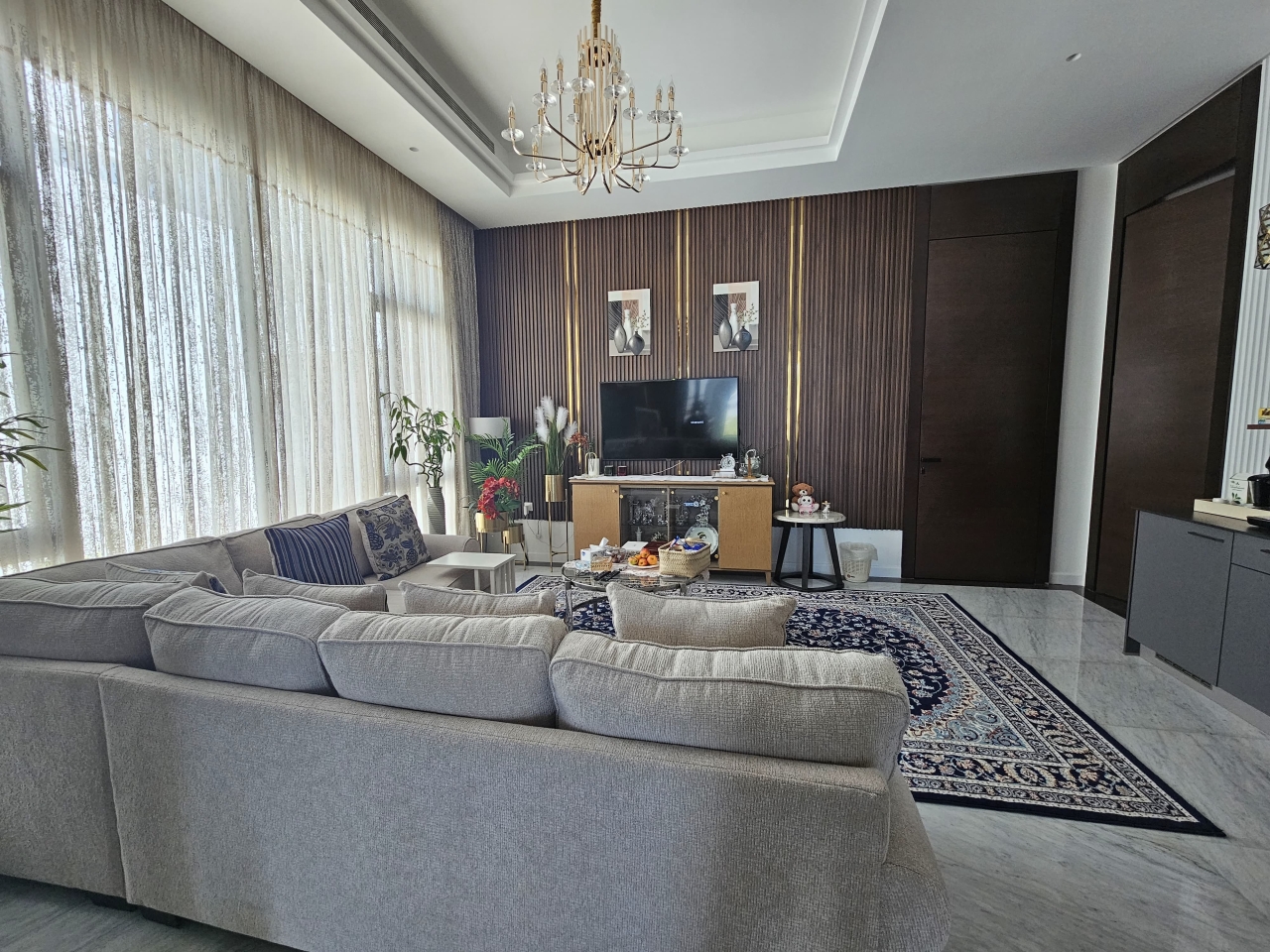 property 247 image 16