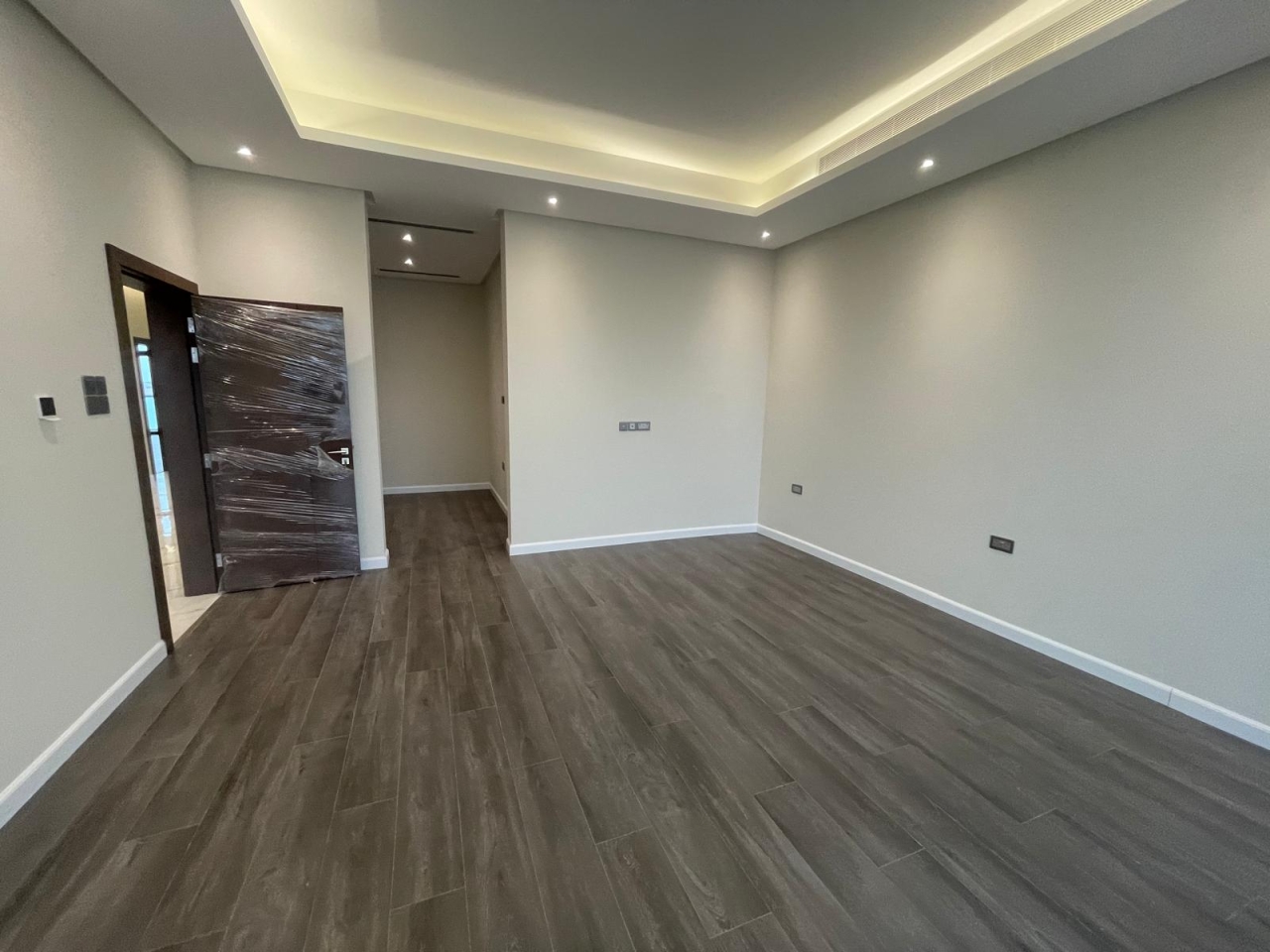 property 248 image 13