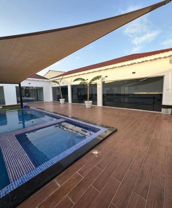 property 275 image 8