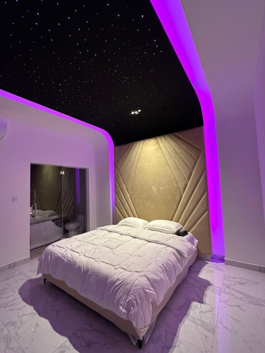 property 275 image 9