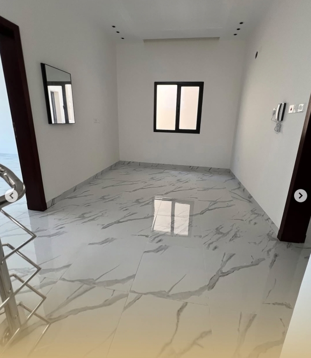 property 276 image 6