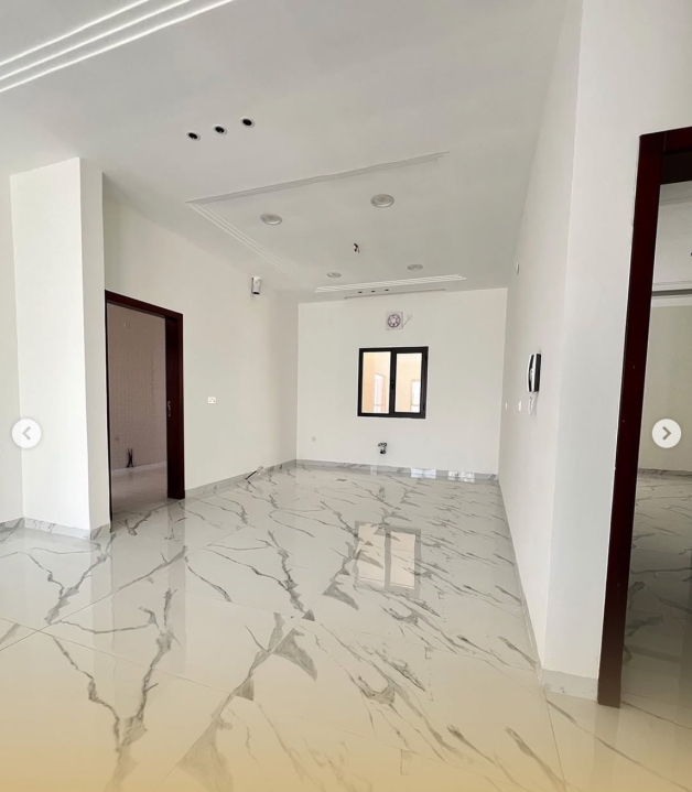 property 276 image 4
