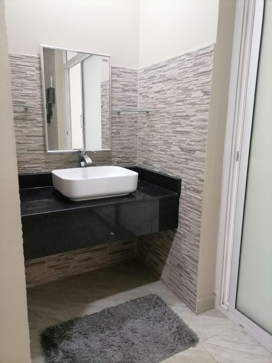property 277 image 6