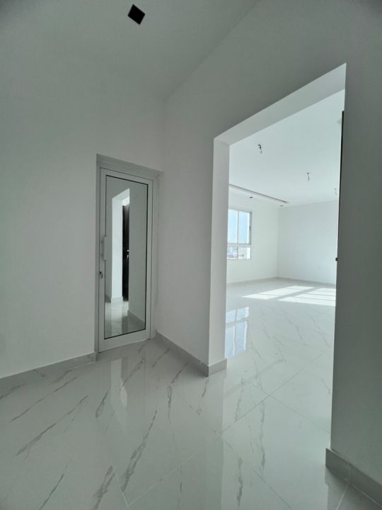 property 282 image 11
