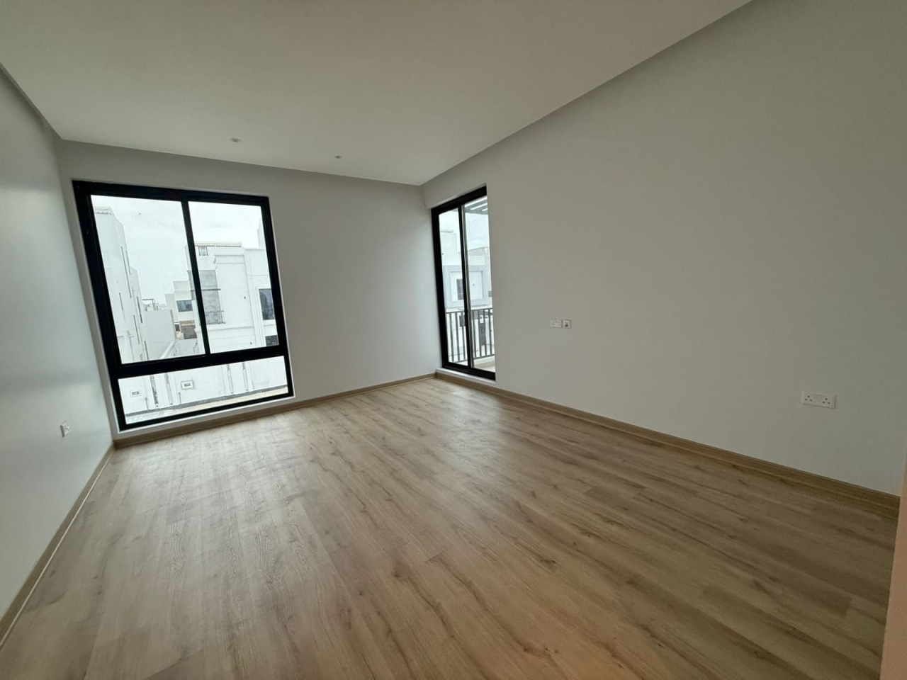 property 286 image 15