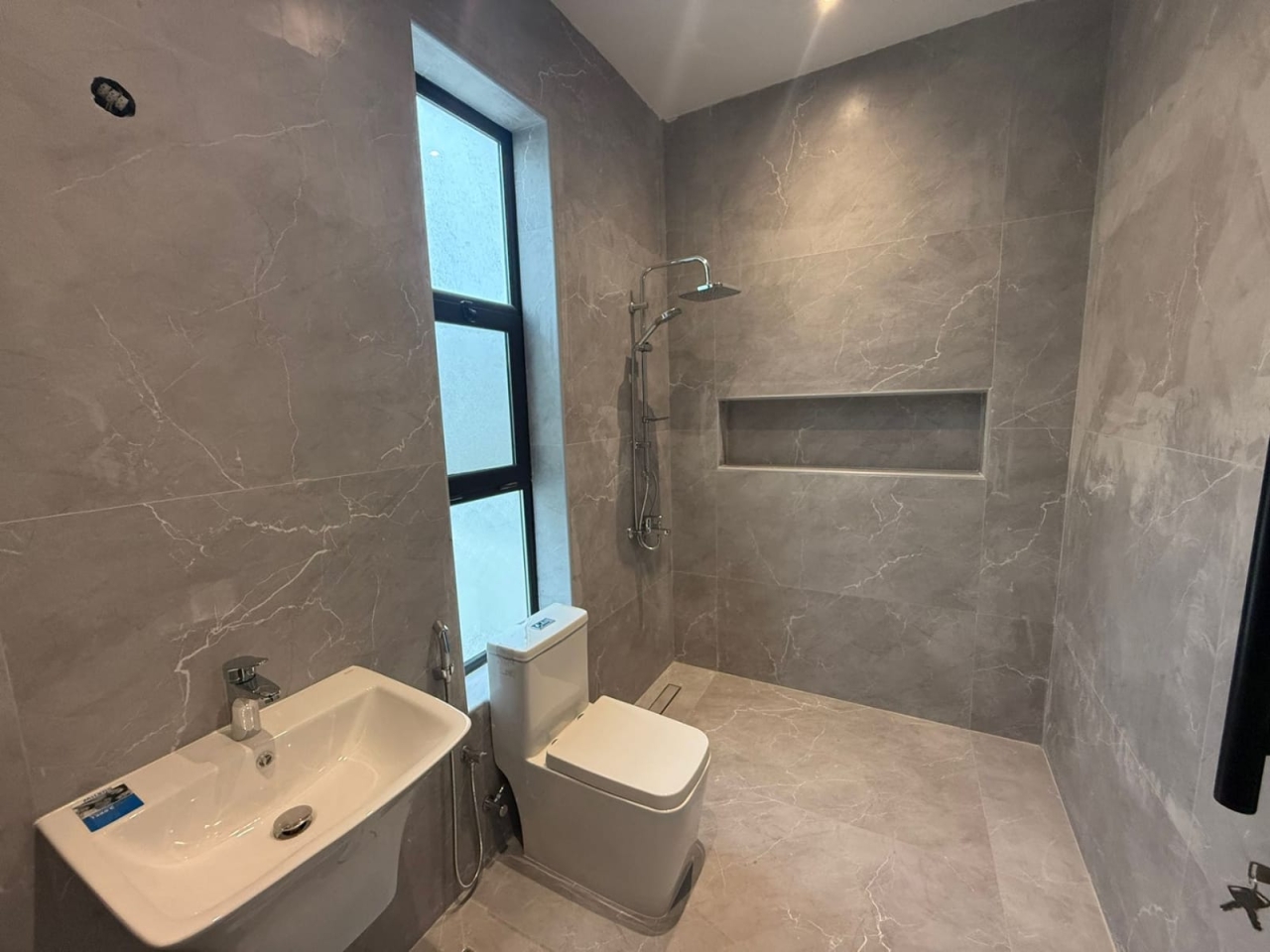 property 286 image 9