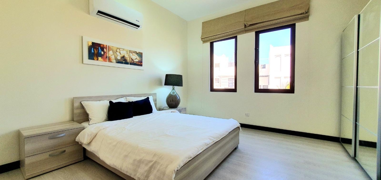 property 287 image 12