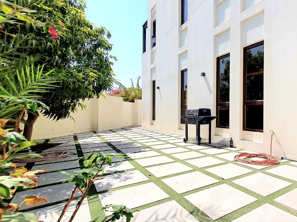 property 287 image 1