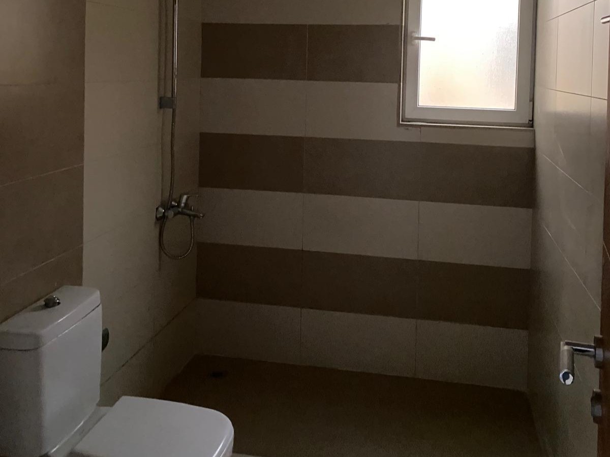 property 288 image 12