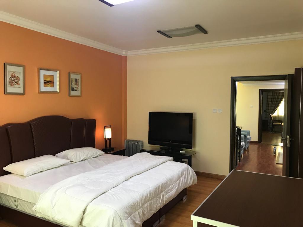 property 295 image 12