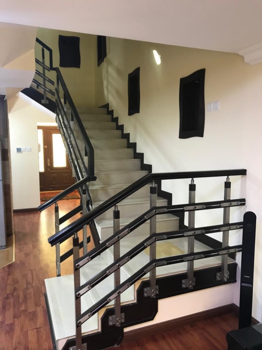 property 295 image 2
