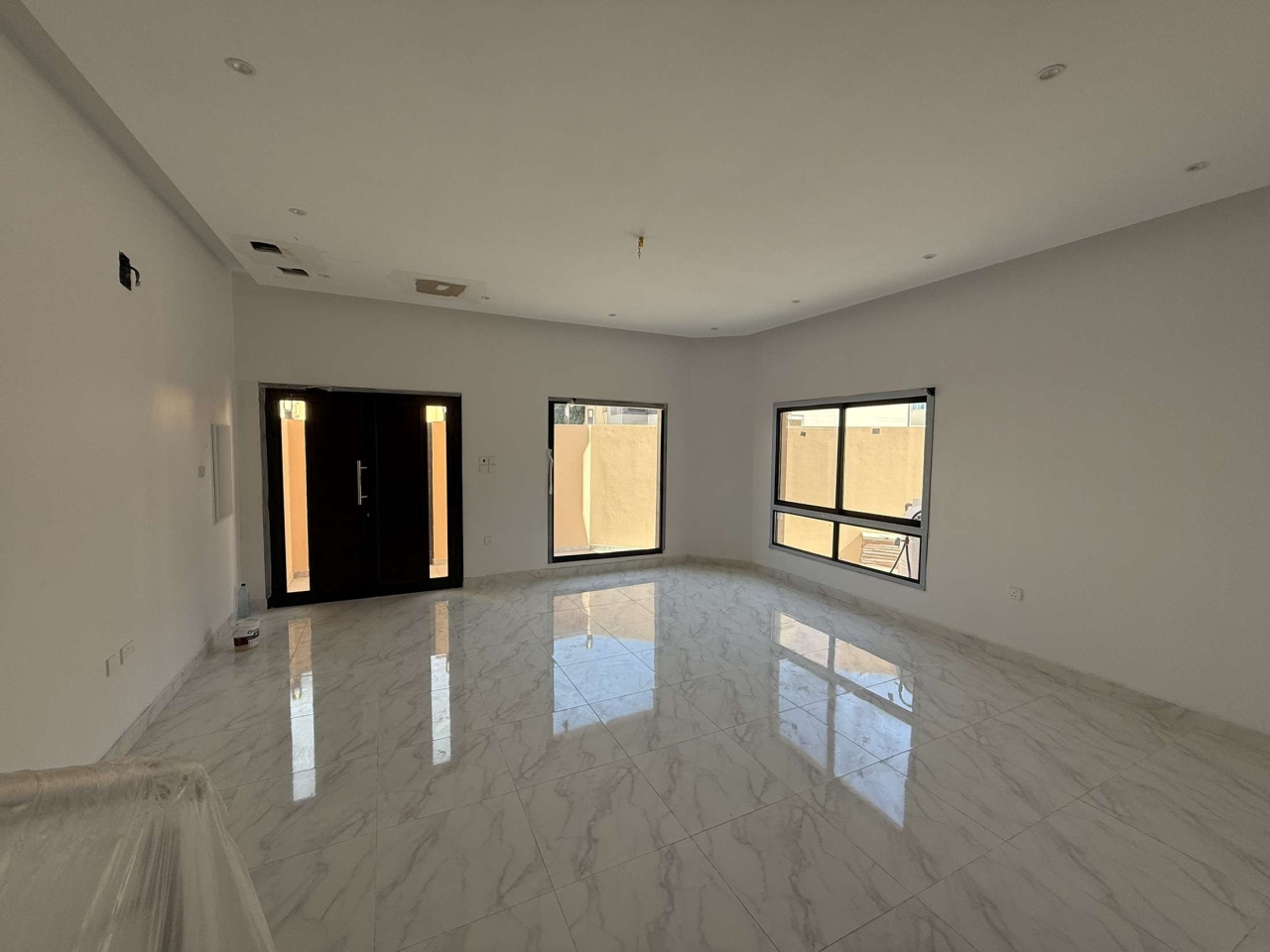 property 297 image 8