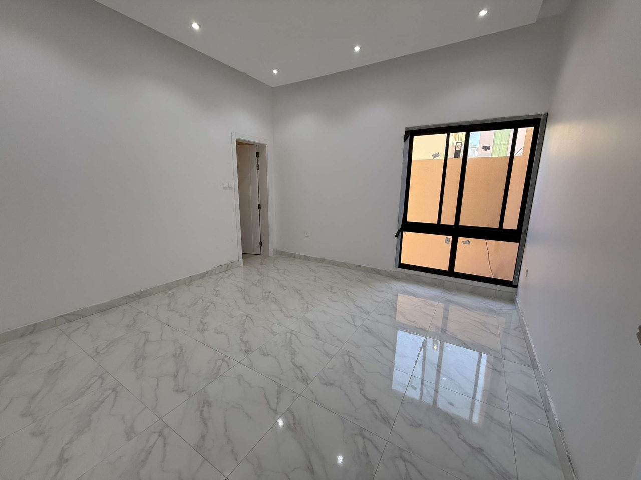 property 297 image 9