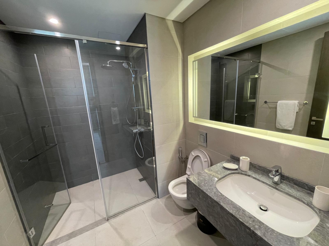 property 299 image 3