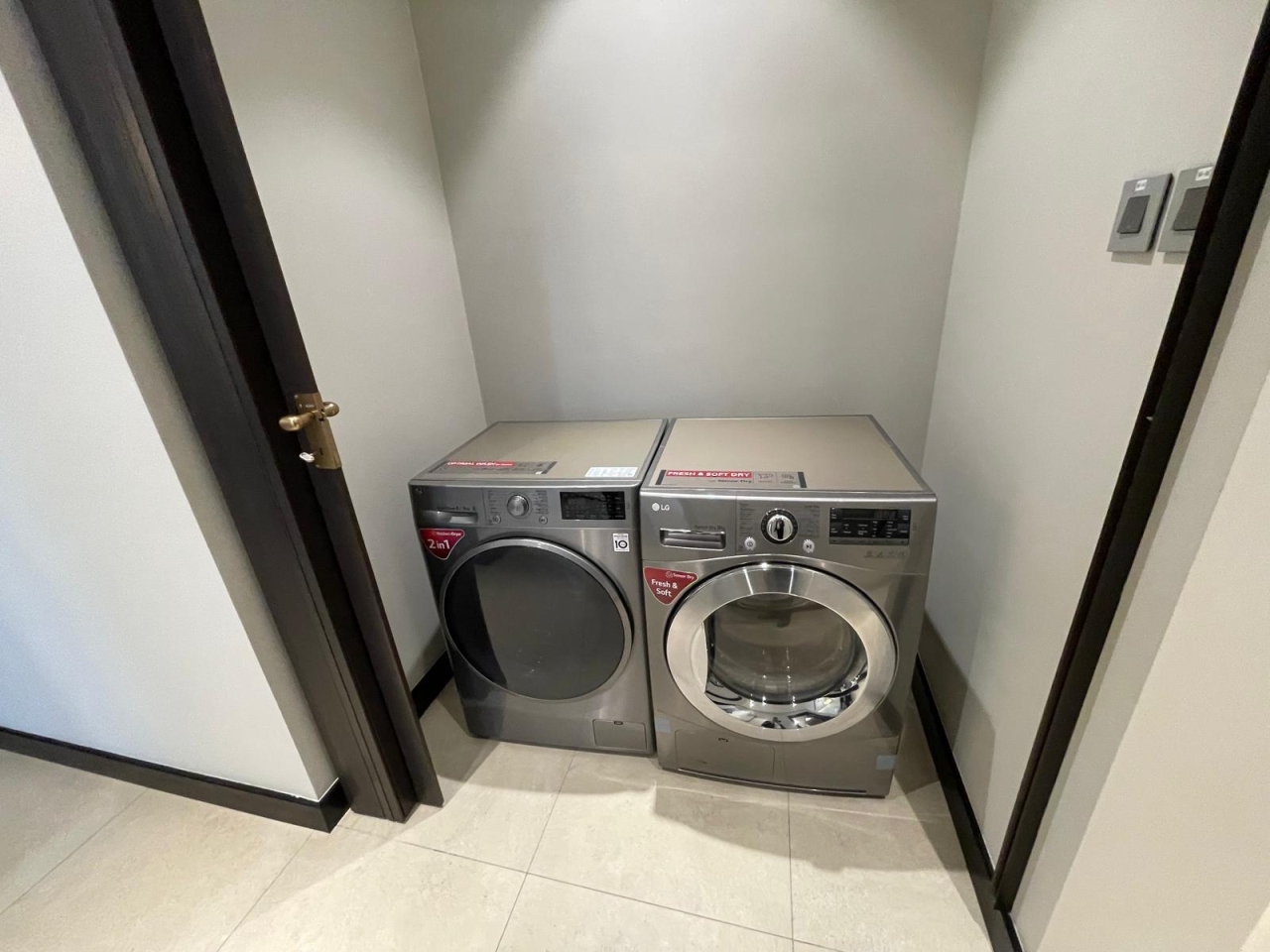 property 304 image 9