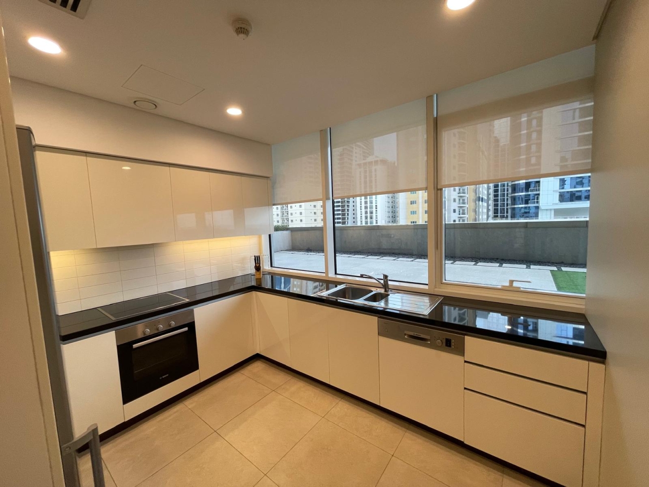 property 304 image 4