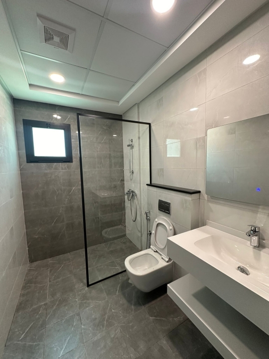 property 313 image 6