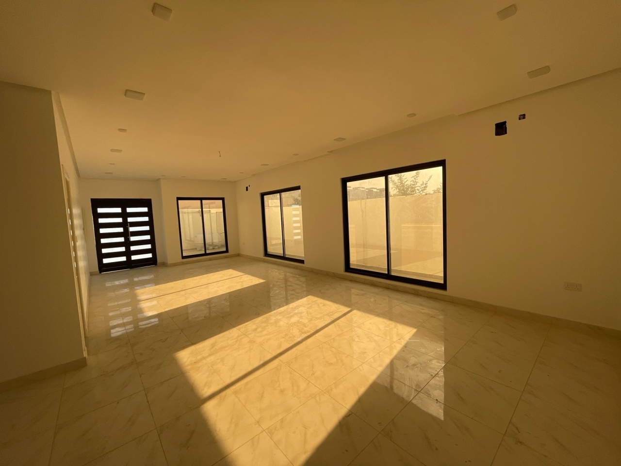 property 316 image 3