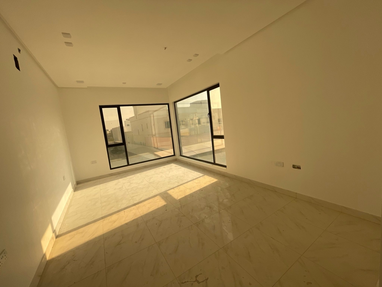 property 316 image 4