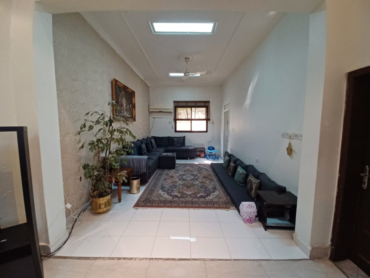 property 349 image 4