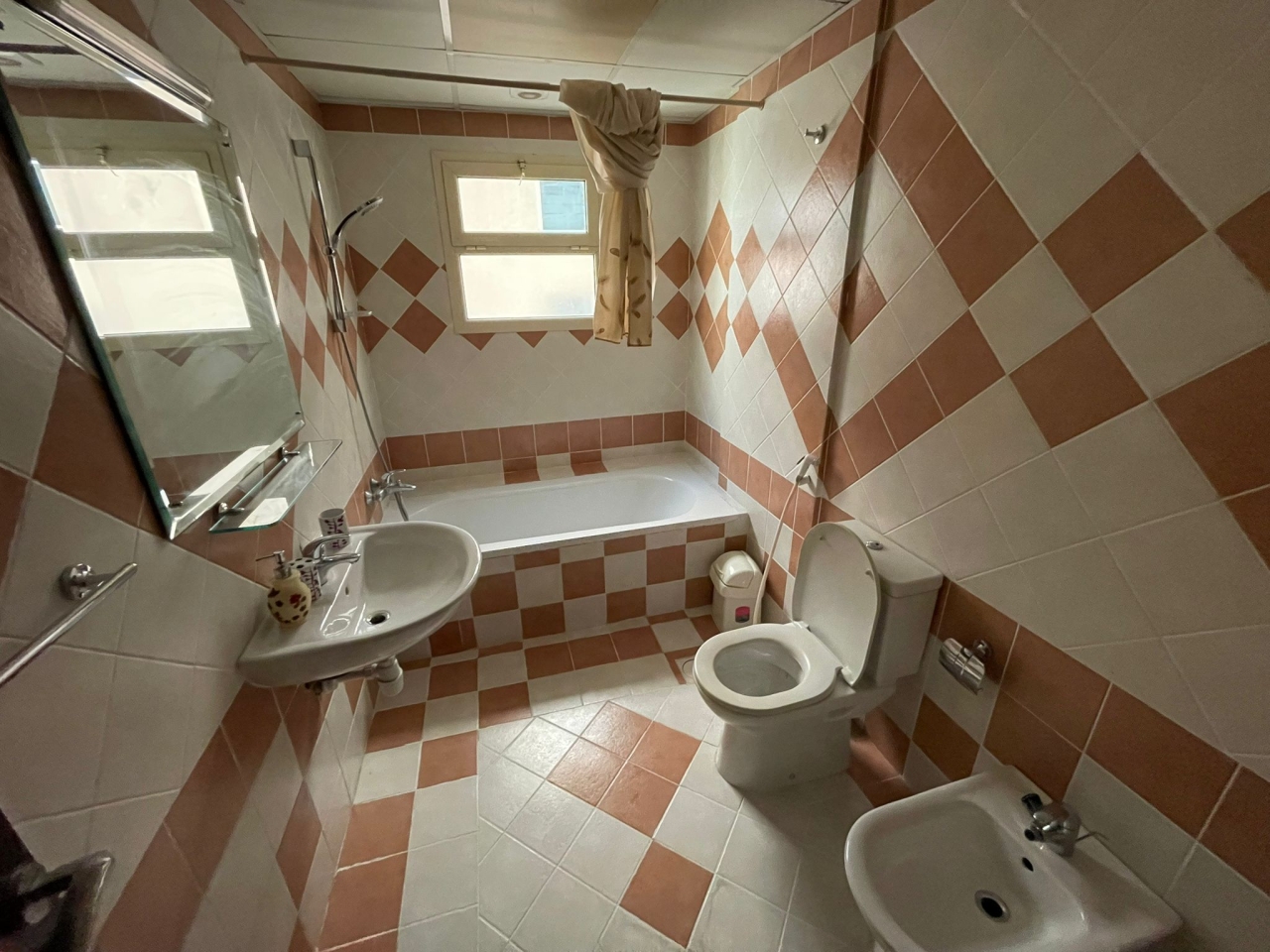 property 383 image 7