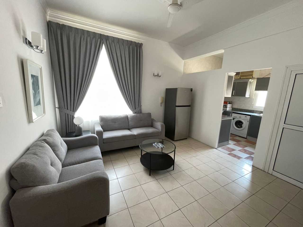 property 425 image 0